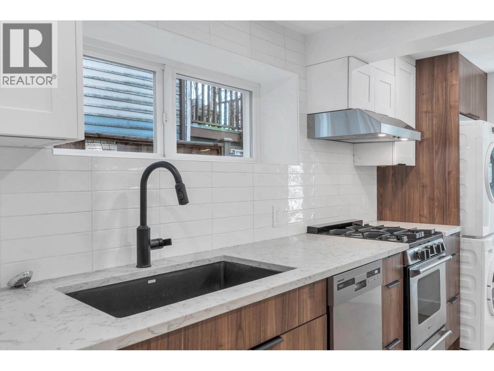 3439 Fleming Street, Vancouver, British Columbia  V5N 3V7 - Photo 37 - R3109798