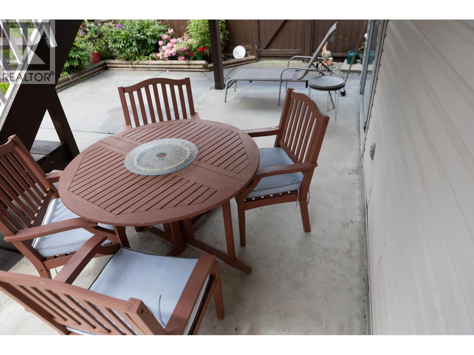 888 Herrmann Street, Coquitlam, British Columbia  V3C 6E7 - Photo 20 - R3109799