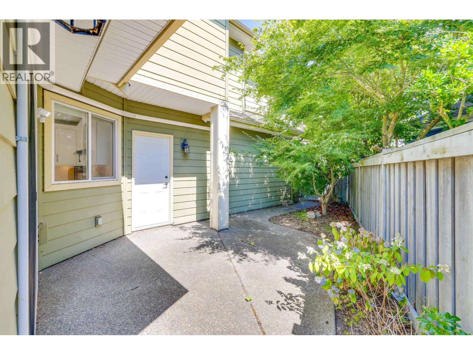 6982 Barnard Drive, Richmond, British Columbia  V7C 5T5 - Photo 26 - R3109814