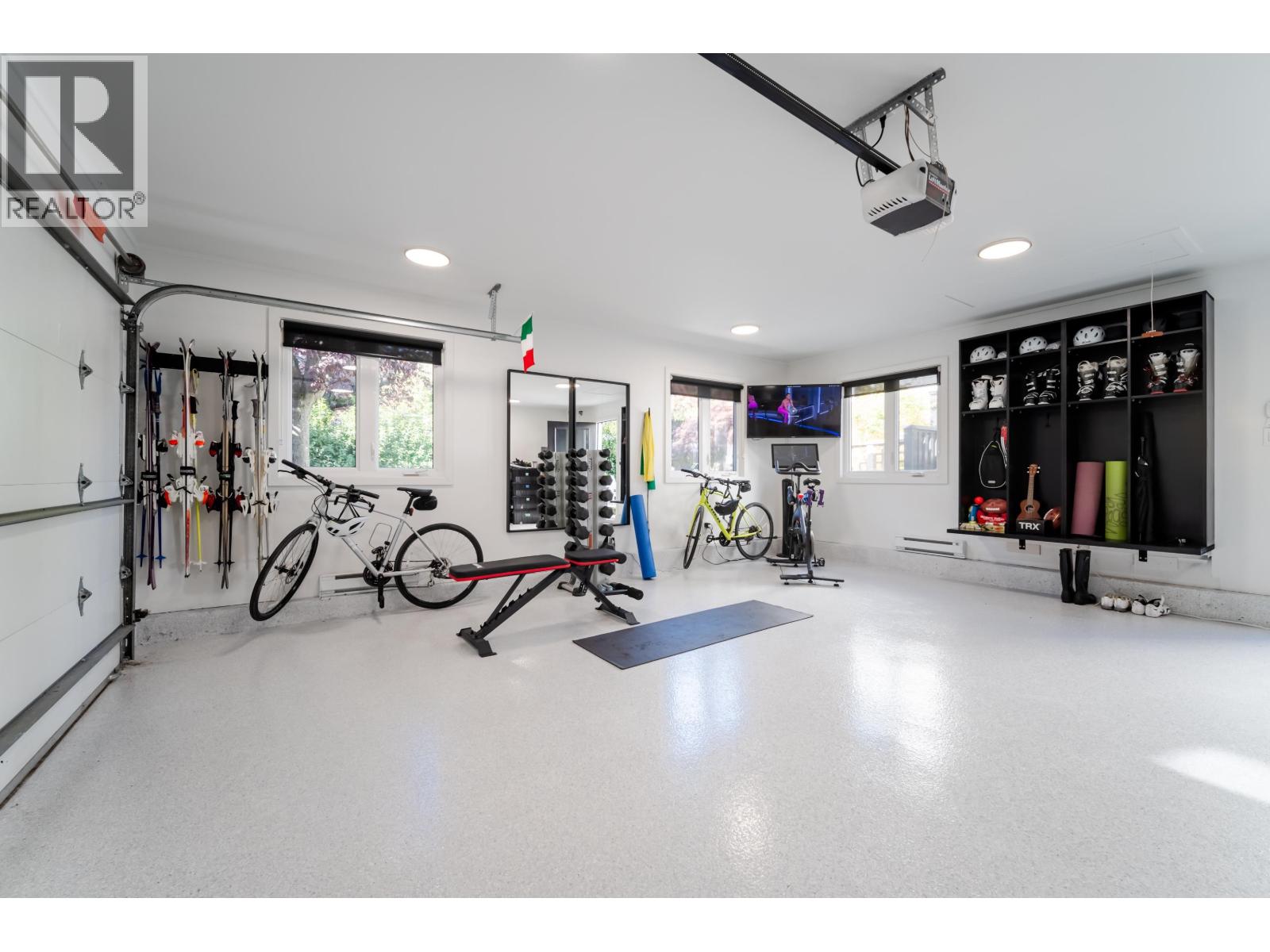 2040 W 58th Avenue, Vancouver, British Columbia  V6P 1X4 - Photo 38 - R3109818