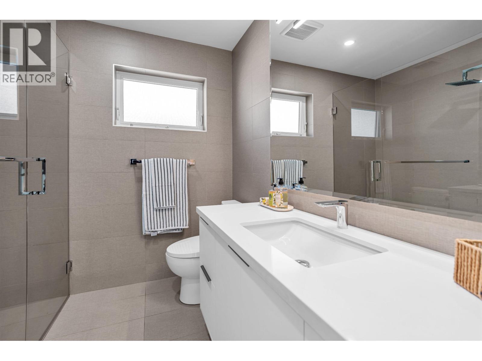 8159 11th Avenue, Burnaby, British Columbia  V3N 2P1 - Photo 22 - R3109819