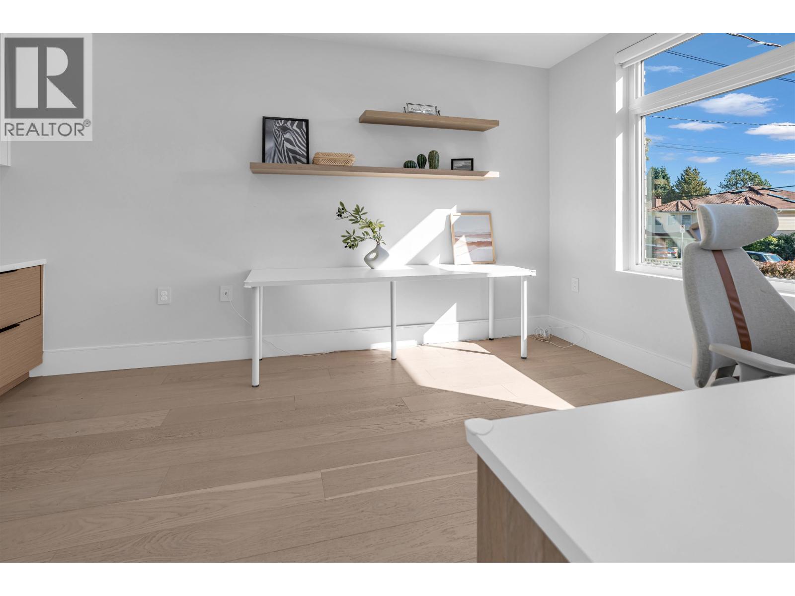 8159 11th Avenue, Burnaby, British Columbia  V3N 2P1 - Photo 6 - R3109819