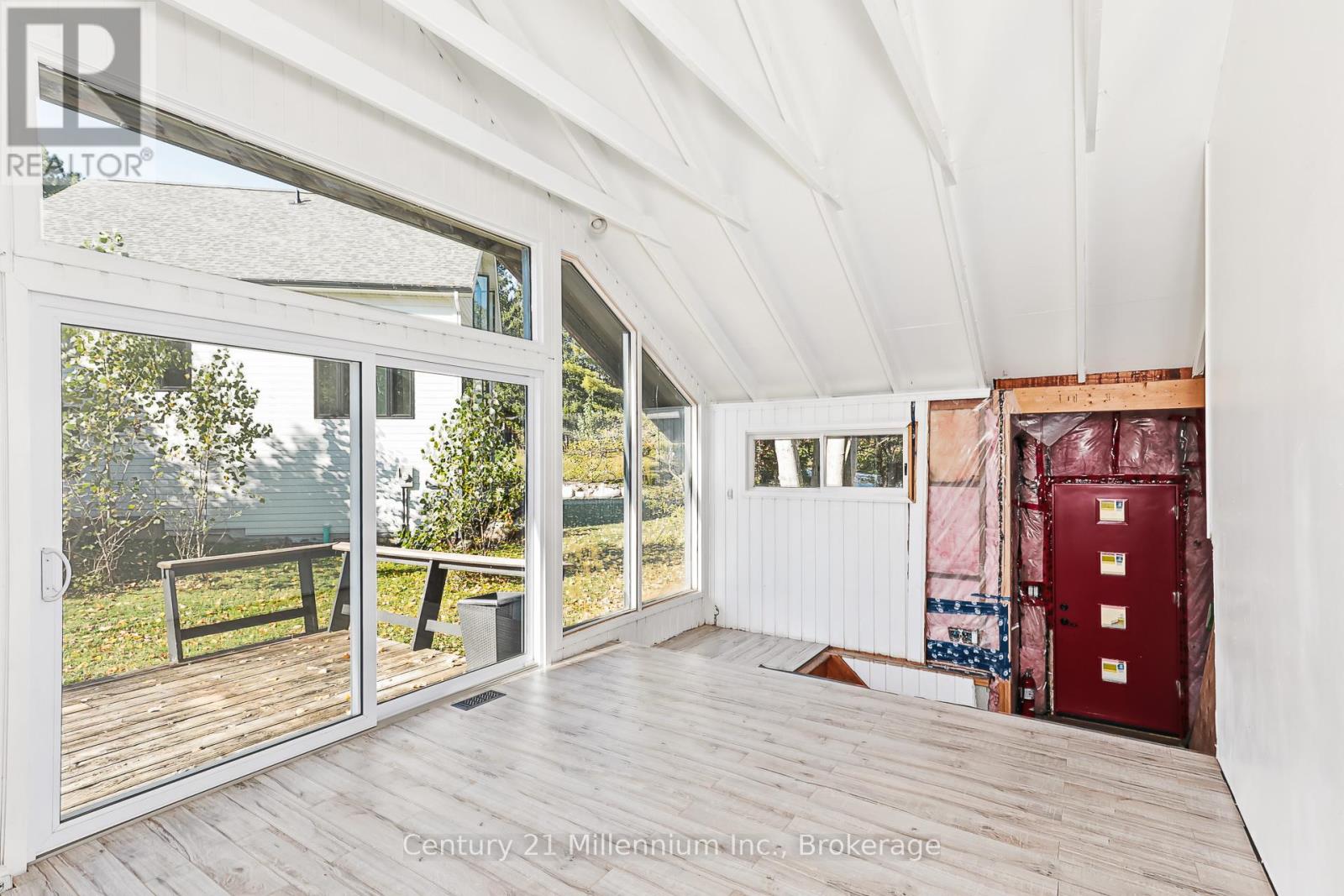 178 Sleepy Hollow Road, Blue Mountains, Ontario  L9Y 0S8 - Photo 22 - X12983990