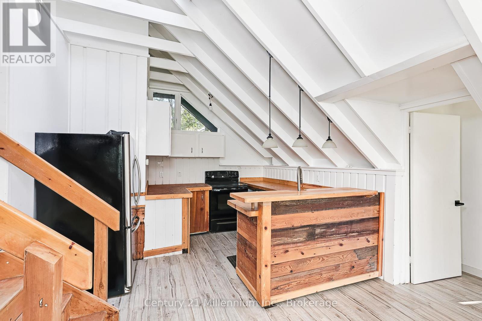 178 Sleepy Hollow Road, Blue Mountains, Ontario  L9Y 0S8 - Photo 27 - X12983990