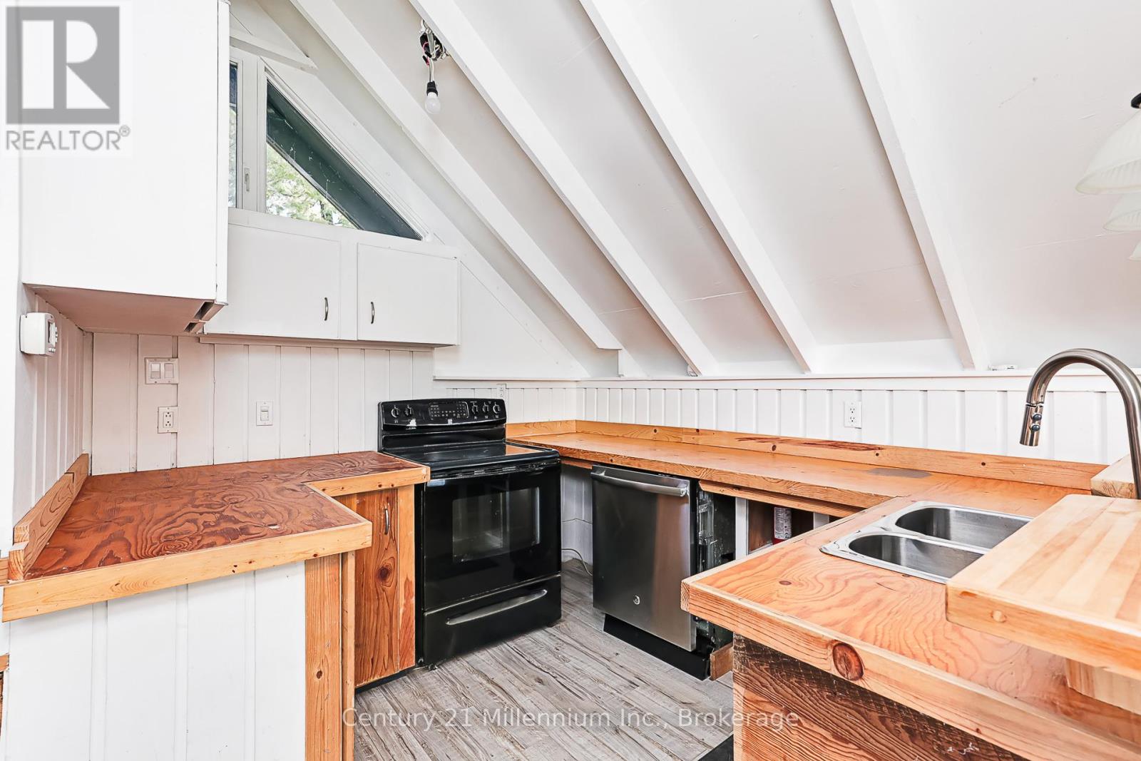 178 Sleepy Hollow Road, Blue Mountains, Ontario  L9Y 0S8 - Photo 29 - X12983990