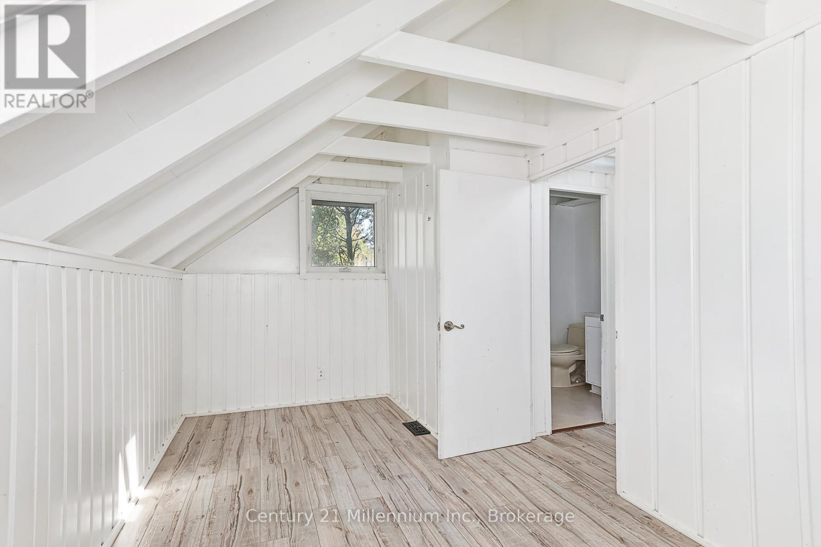 178 Sleepy Hollow Road, Blue Mountains, Ontario  L9Y 0S8 - Photo 35 - X12983990