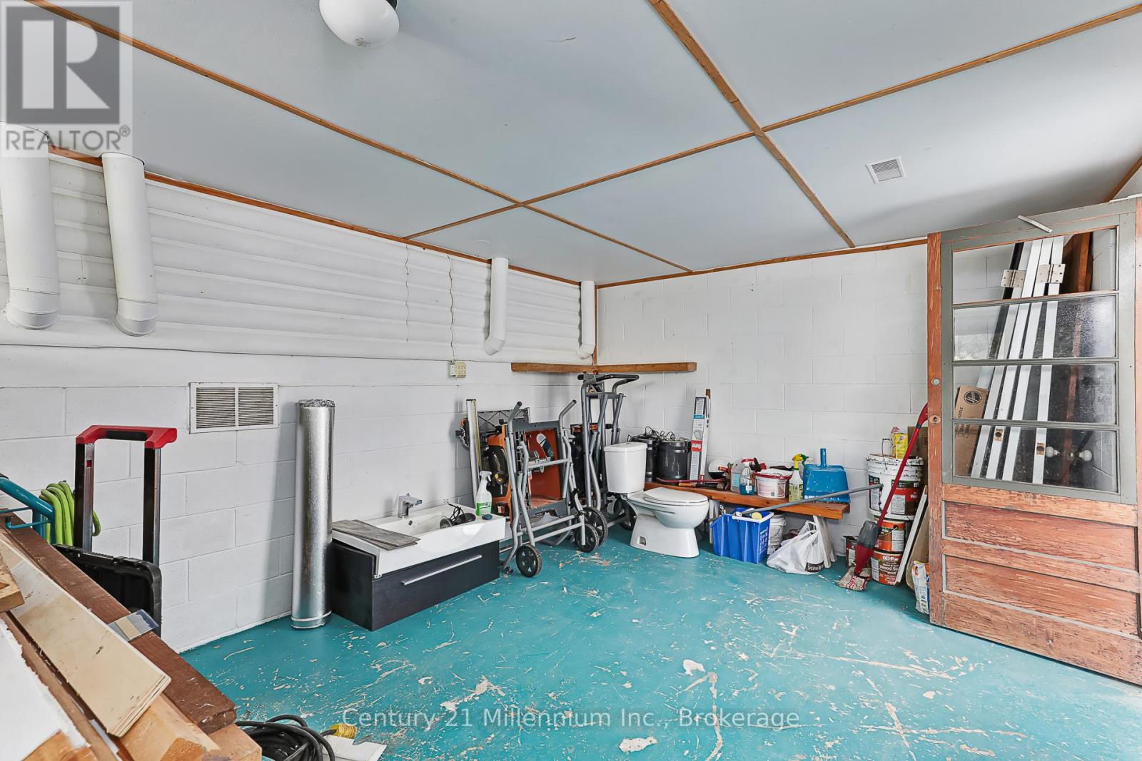 178 Sleepy Hollow Road, Blue Mountains, Ontario  L9Y 0S8 - Photo 41 - X12983990