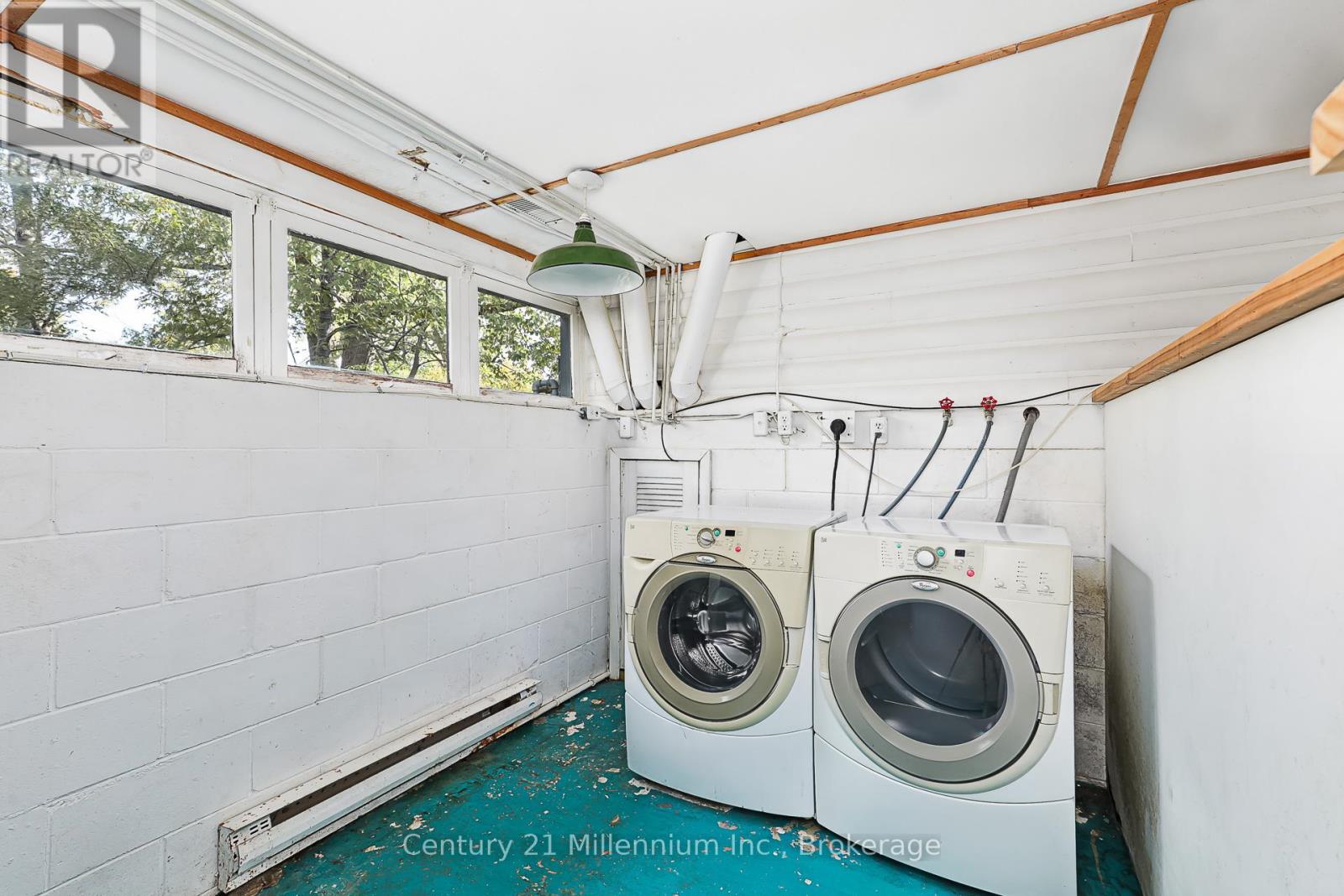 178 Sleepy Hollow Road, Blue Mountains, Ontario  L9Y 0S8 - Photo 42 - X12983990