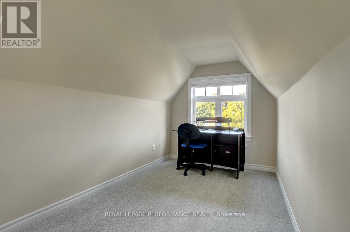 318 Iona Street, Ottawa, Ontario  K1Z 7B9 - Photo 20 - X12983874