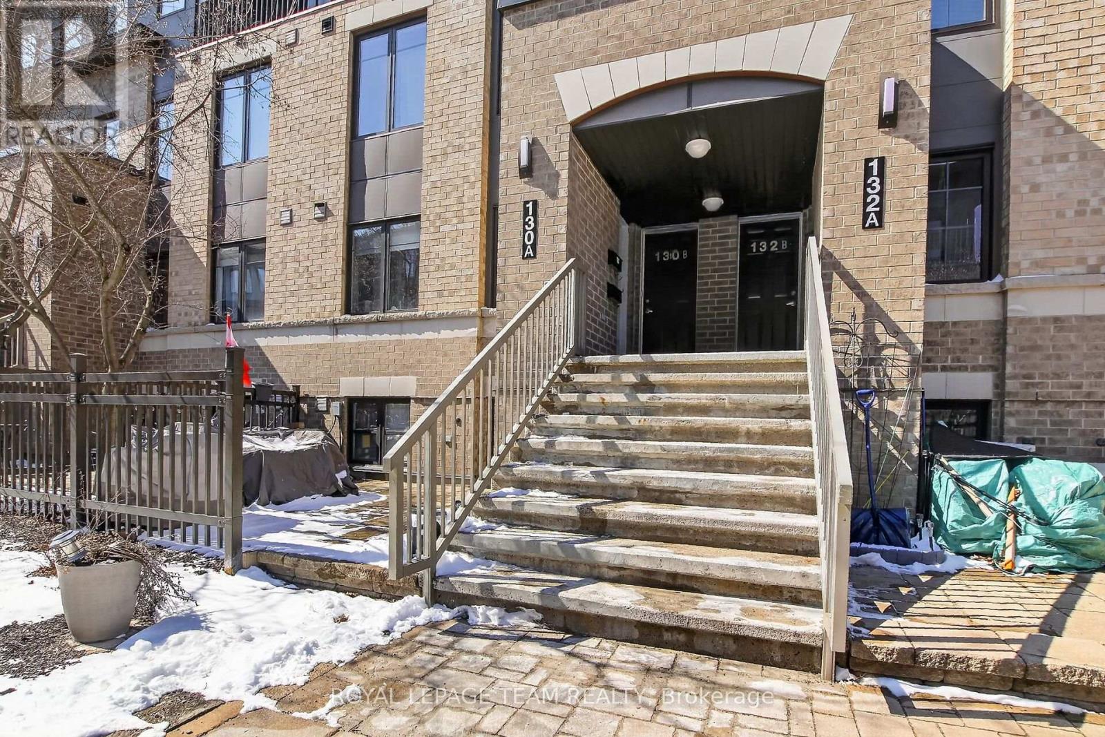 130a Lindenshade Drive, Ottawa, Ontario  K2J 5R5 - Photo 2 - X12983884