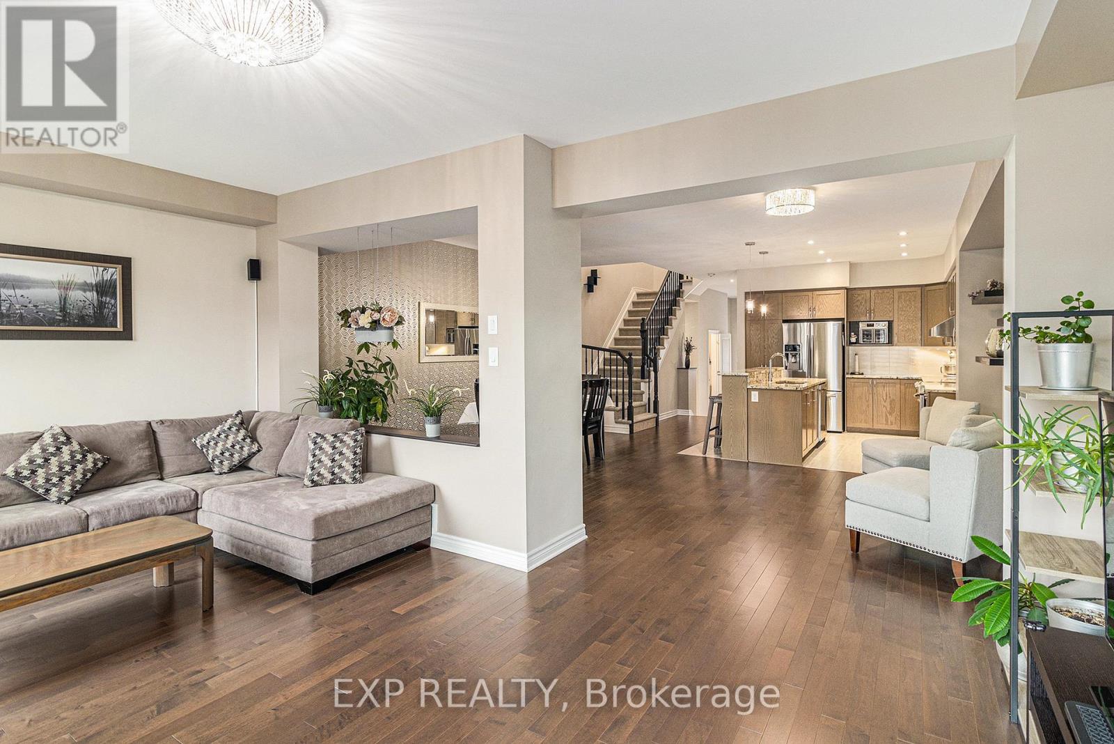 383 Memorial Grove, Ottawa, Ontario  K1X 0C7 - Photo 5 - X12983896