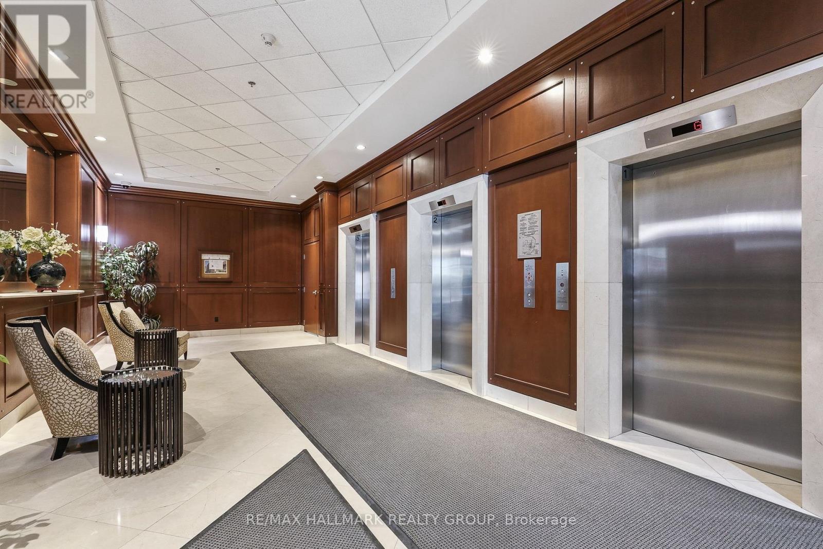 809 - 200 Rideau Street, Ottawa, Ontario  K1N 5Y1 - Photo 3 - X12983908