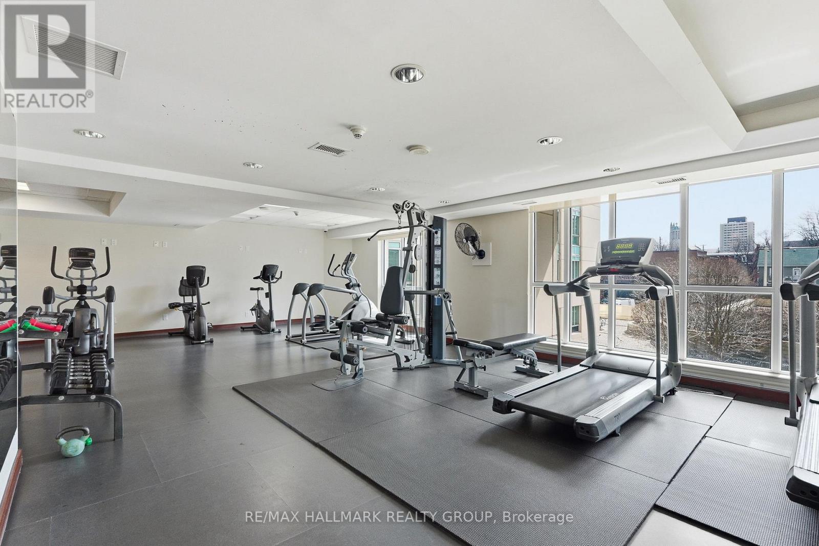 809 - 200 Rideau Street, Ottawa, Ontario  K1N 5Y1 - Photo 34 - X12983908