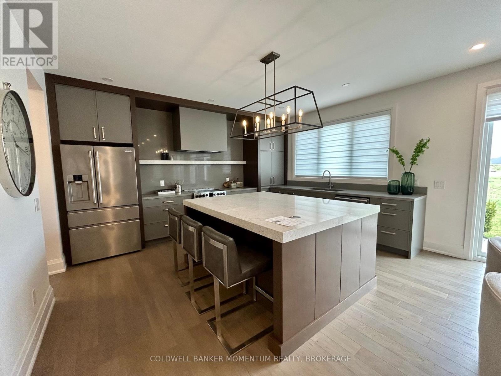 2864 Arrowsmith Court, Fort Erie, Ontario  L0S 1S0 - Photo 11 - X12983898