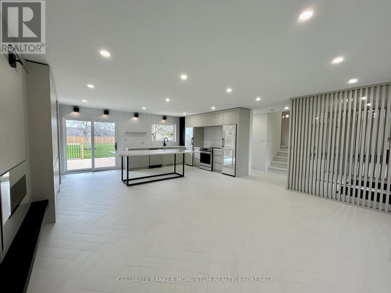 413 Queenston Road, Niagara-On-The-Lake, Ontario  L0S 1J0 - Photo 13 - X12983902