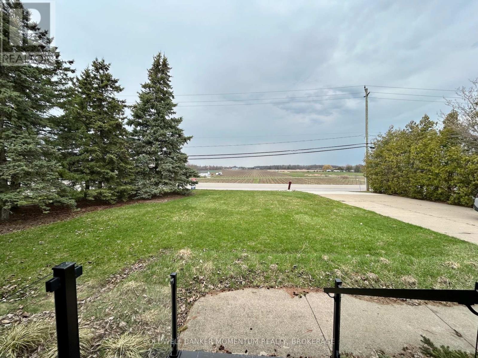 413 Queenston Road, Niagara-On-The-Lake, Ontario  L0S 1J0 - Photo 3 - X12983902