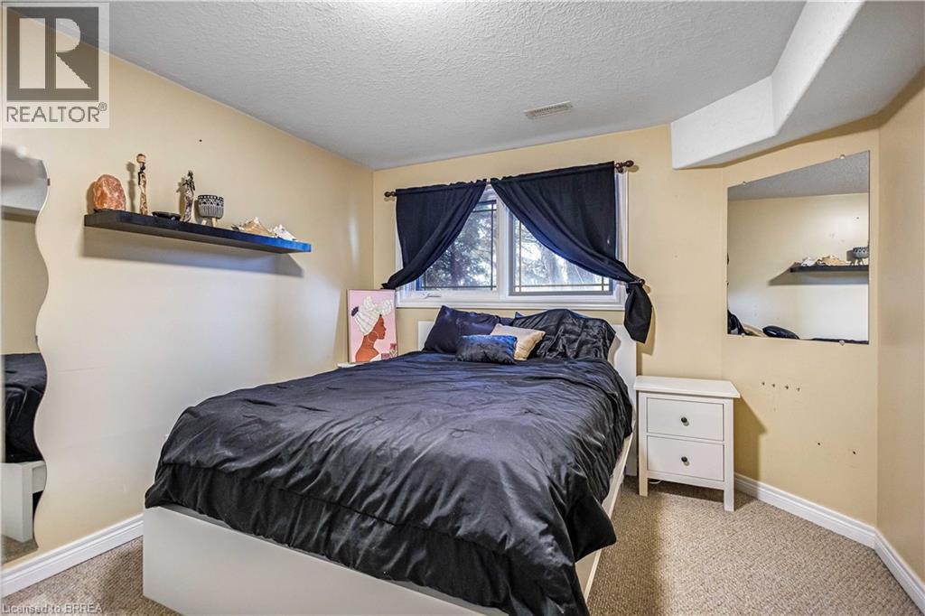 102 Mcguiness Drive, Brantford, Ontario  N3T 6R7 - Photo 25 - 40818257