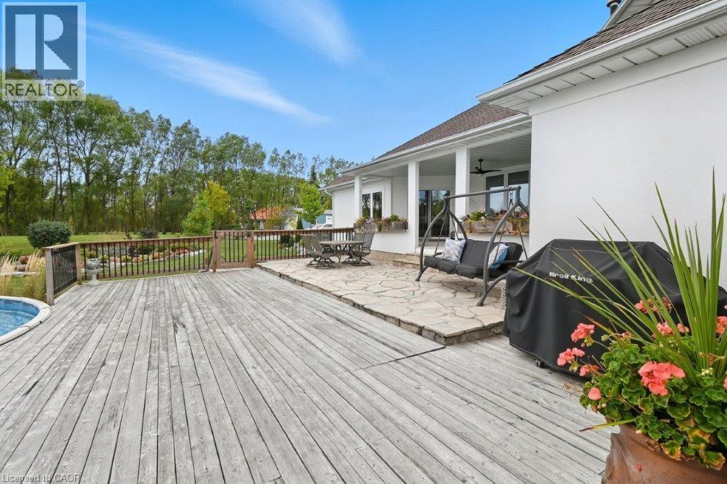 2493 Meadow Court, West Lincoln, Ontario  L0R 1Y0 - Photo 18 - 40773572