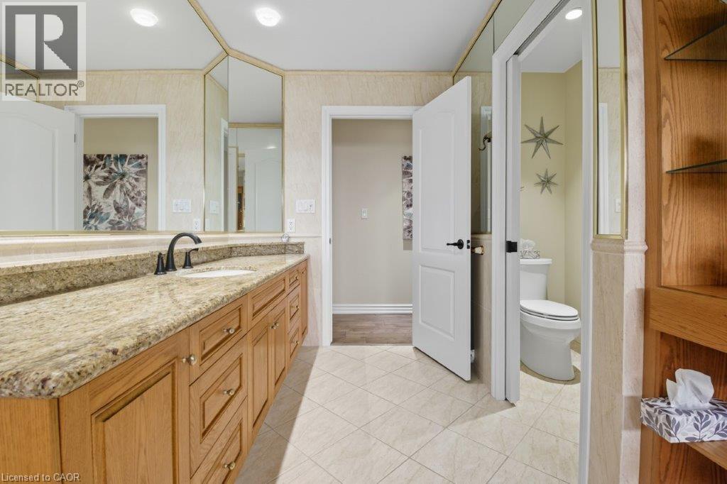 2493 Meadow Court, West Lincoln, Ontario  L0R 1Y0 - Photo 39 - 40773572