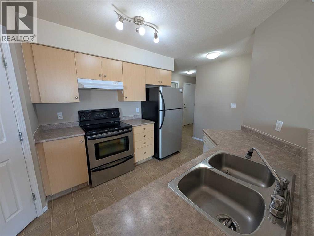 418, 1616 Saamis Drive NW, Medicine Hat, Alberta T1C 4X2 - Photo 10 - A2300099