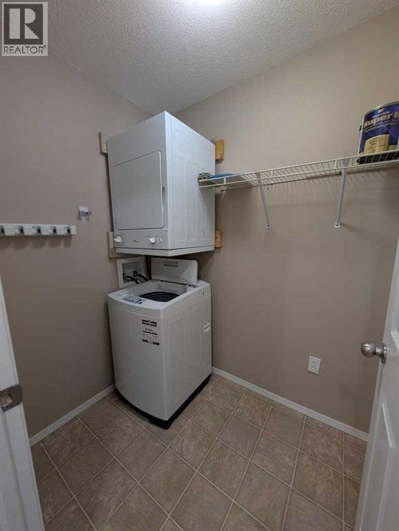 418, 1616 Saamis Drive NW, Medicine Hat, Alberta T1C 4X2 - Photo 18 - A2300099