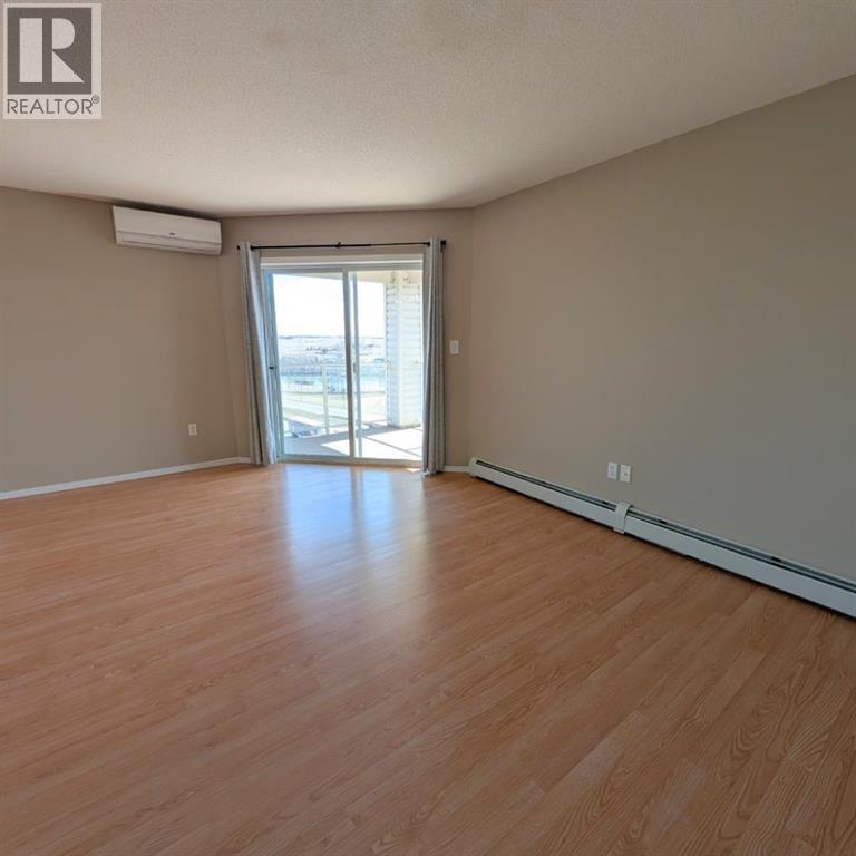 418, 1616 Saamis Drive NW, Medicine Hat, Alberta T1C 4X2 - Photo 15 - A2300099