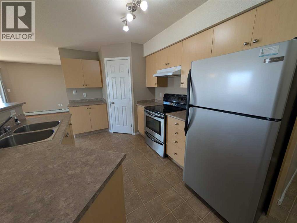 418, 1616 Saamis Drive NW, Medicine Hat, Alberta T1C 4X2 - Photo 8 - A2300099