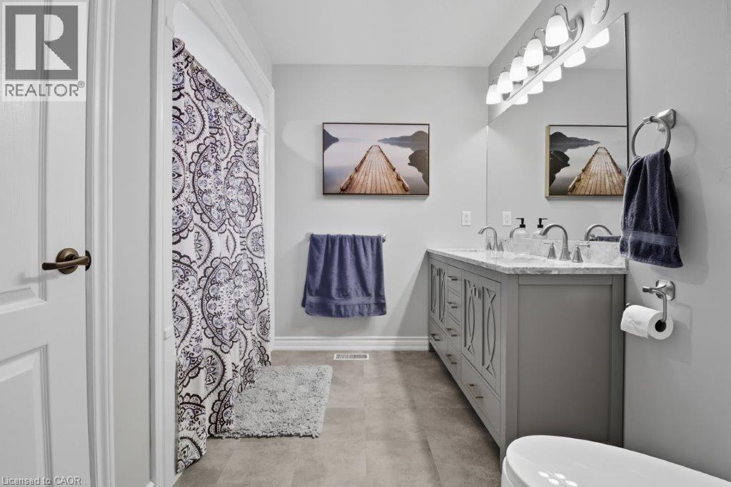 2493 Meadow Court, West Lincoln, Ontario  L0R 1Y0 - Photo 33 - 40773572