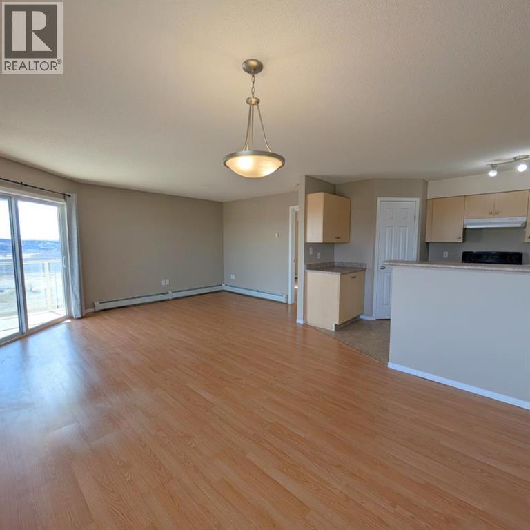 418, 1616 Saamis Drive NW, Medicine Hat, Alberta T1C 4X2 - Photo 16 - A2300099