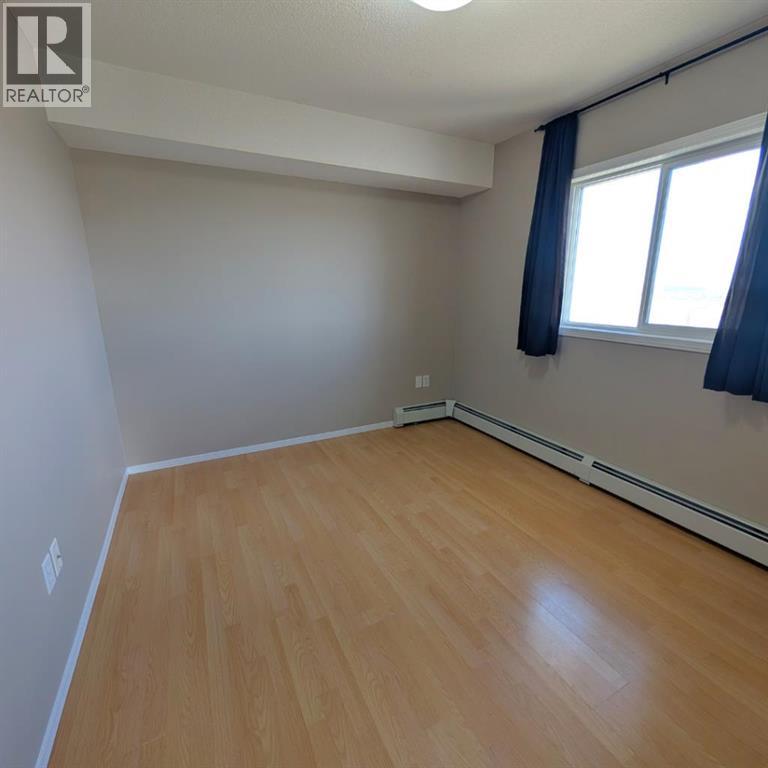 418, 1616 Saamis Drive NW, Medicine Hat, Alberta T1C 4X2 - Photo 21 - A2300099