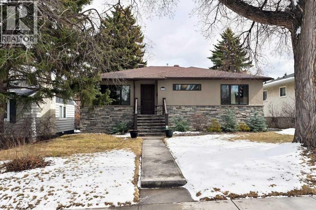 3040 26 Street SW, Calgary, Alberta  T3E 2B5 - Photo 2 - A2283067