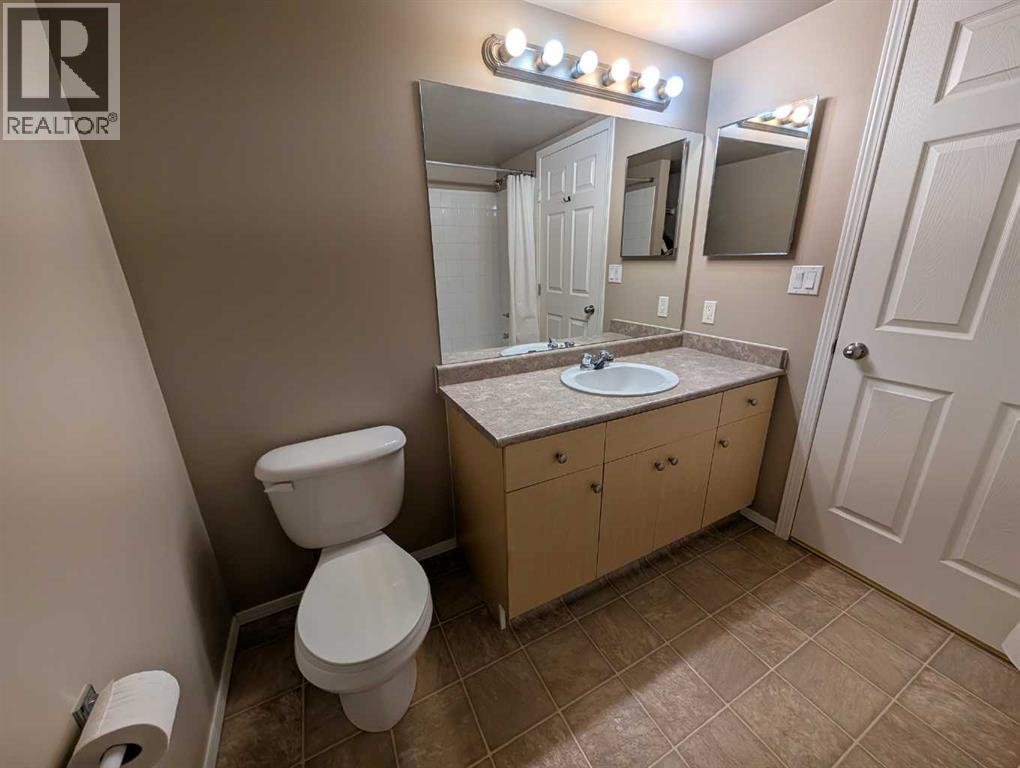 418, 1616 Saamis Drive NW, Medicine Hat, Alberta T1C 4X2 - Photo 32 - A2300099