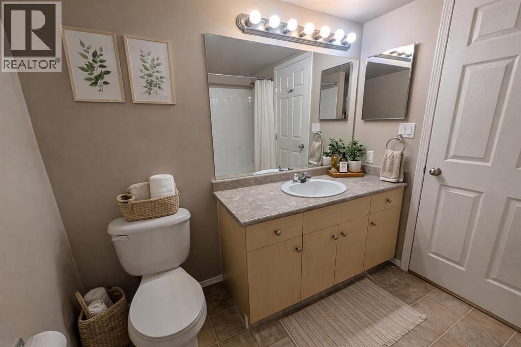 418, 1616 Saamis Drive NW, Medicine Hat, Alberta T1C 4X2 - Photo 31 - A2300099