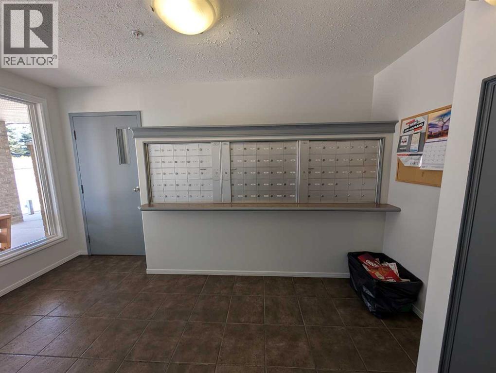 418, 1616 Saamis Drive NW, Medicine Hat, Alberta T1C 4X2 - Photo 45 - A2300099