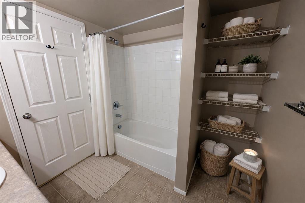 418, 1616 Saamis Drive NW, Medicine Hat, Alberta T1C 4X2 - Photo 33 - A2300099