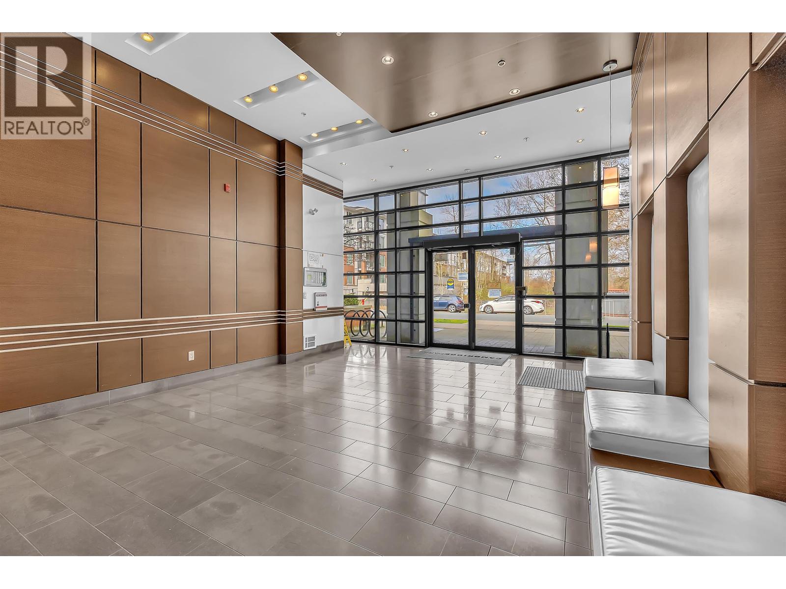 108 9500 Odlin Road, Richmond, British Columbia  V6X 0H5 - Photo 2 - R3107013