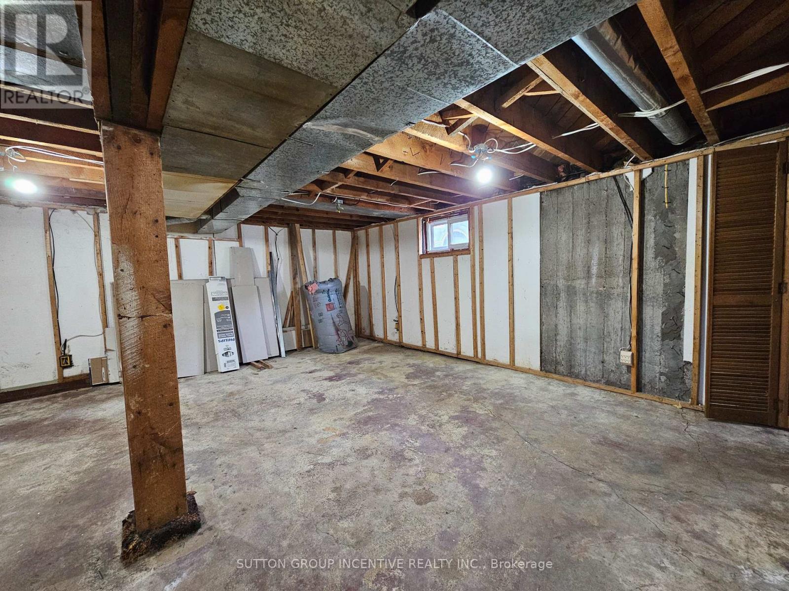 15 Newton Street, Barrie, Ontario  L4M 3N2 - Photo 24 - S12981478