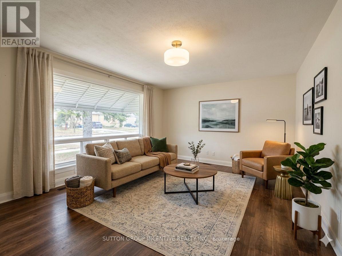 15 Newton Street, Barrie, Ontario  L4M 3N2 - Photo 5 - S12981478