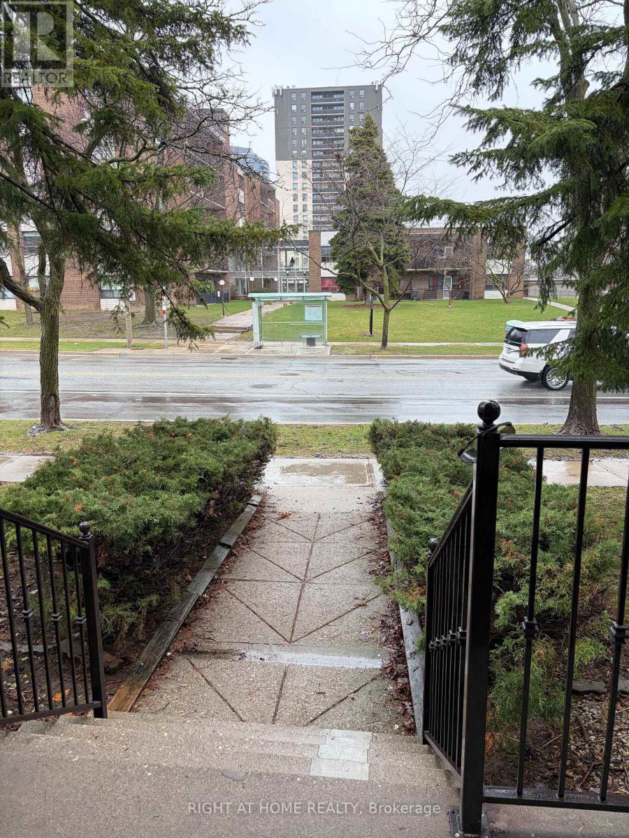 1b - 336 The West Mall, Toronto, Ontario  M9C 1E4 - Photo 18 - W12958876