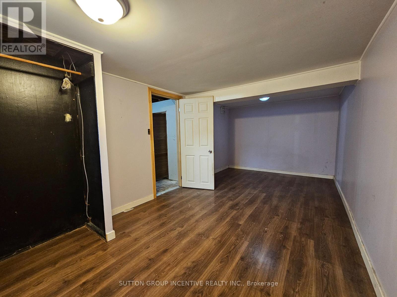 15 Newton Street, Barrie, Ontario  L4M 3N2 - Photo 23 - S12981478