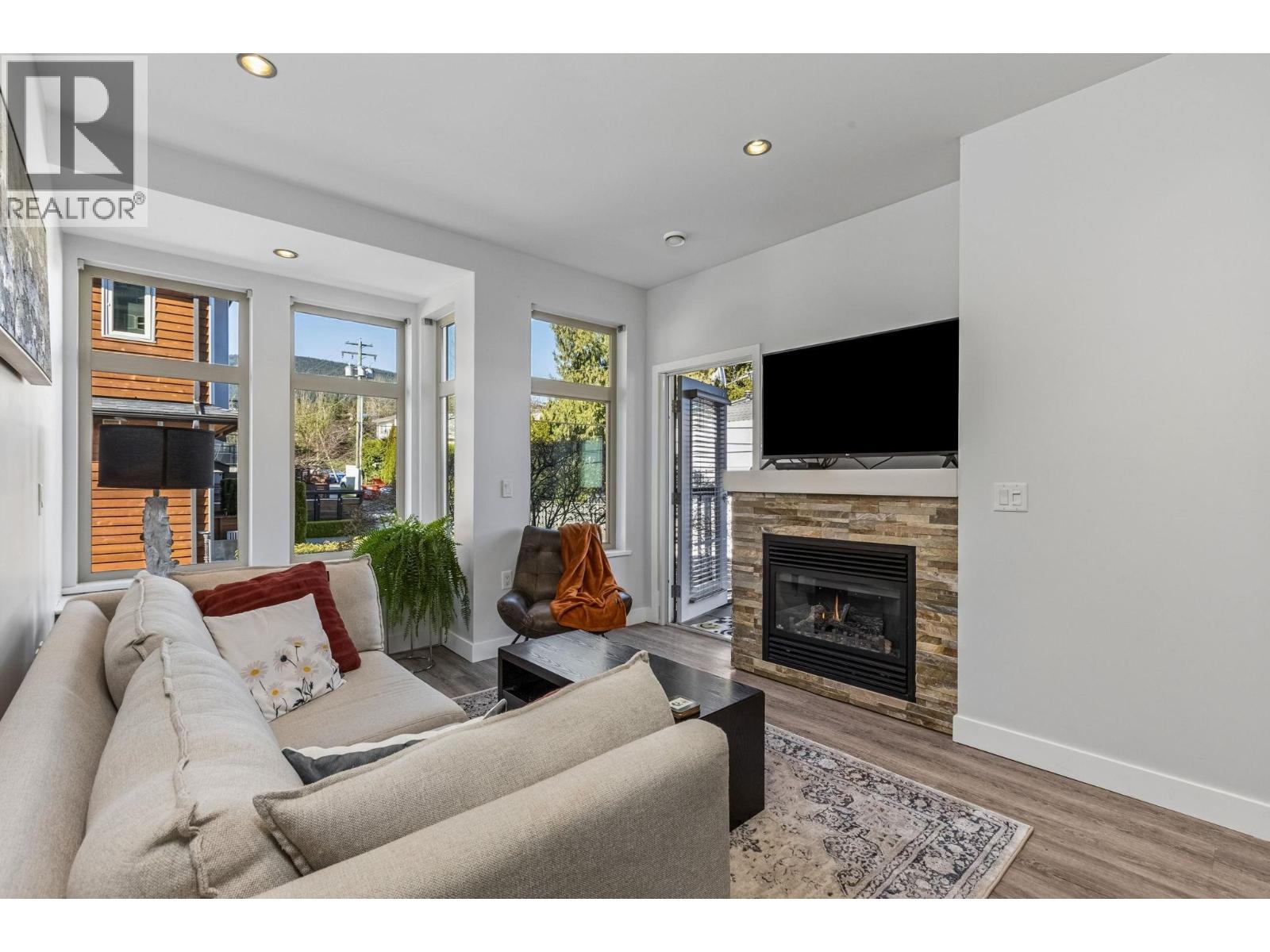 207 116 W 23rd Street, North Vancouver, British Columbia  V7M 2A9 - Photo 6 - R3109763