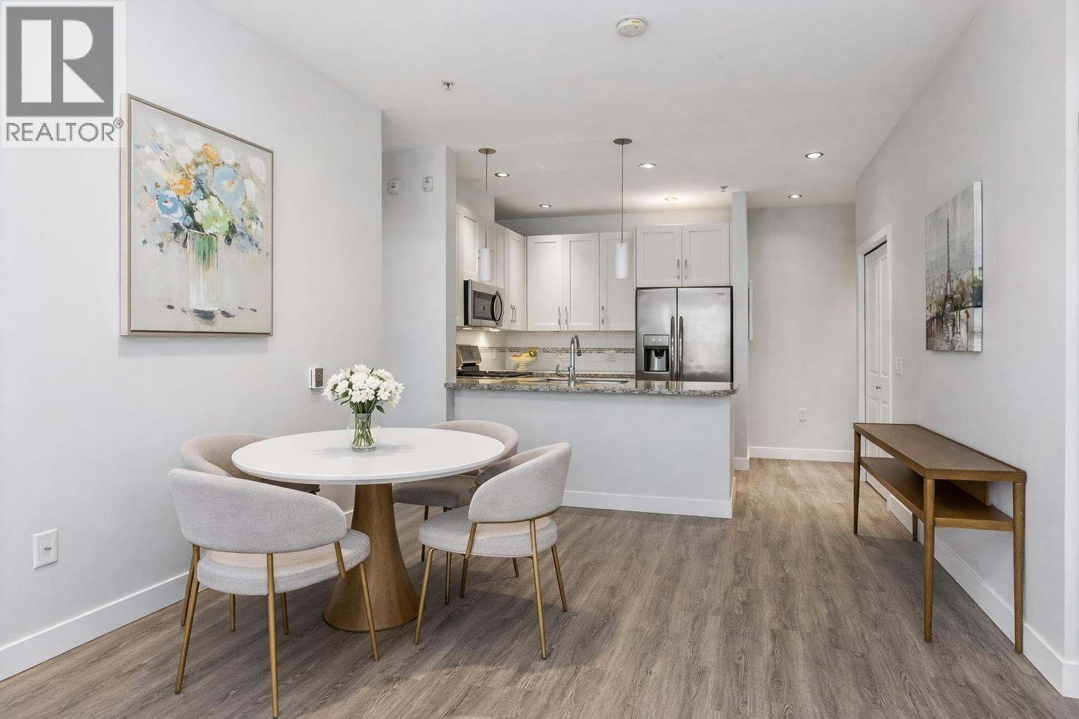 207 116 W 23rd Street, North Vancouver, British Columbia  V7M 2A9 - Photo 12 - R3109763