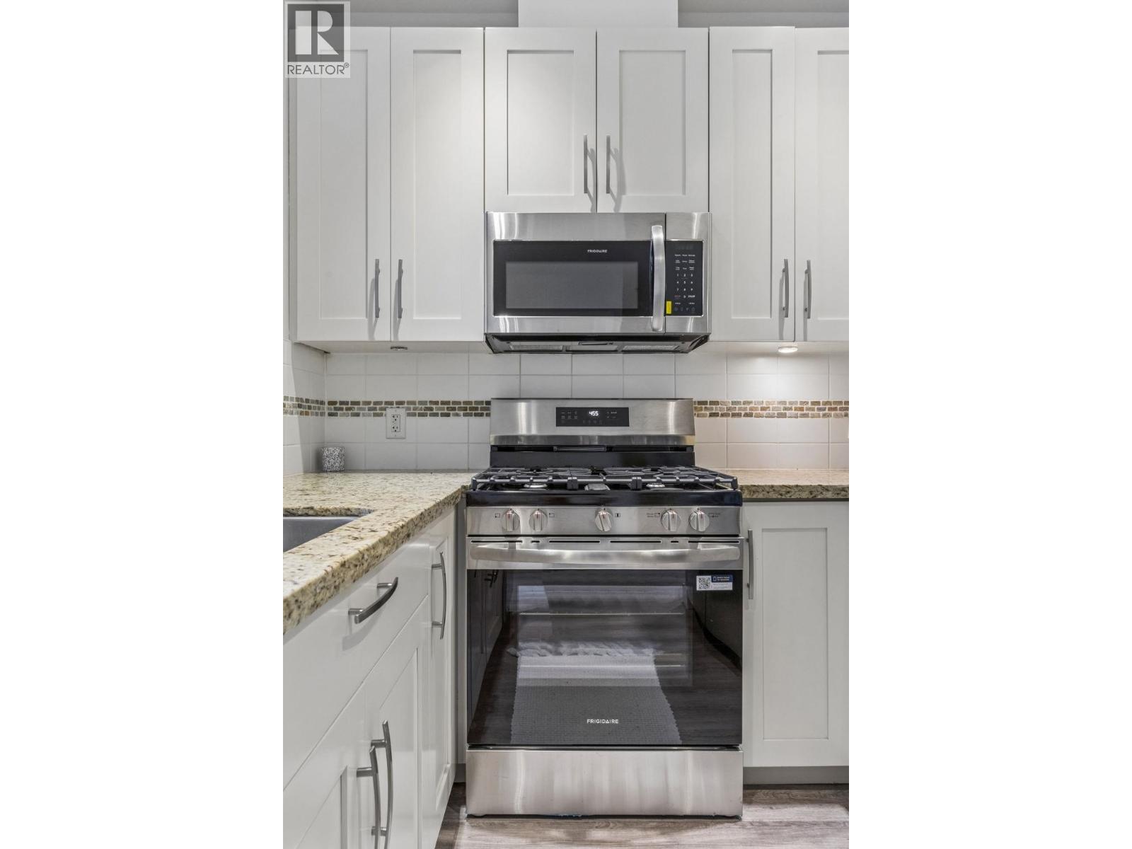 207 116 W 23rd Street, North Vancouver, British Columbia  V7M 2A9 - Photo 16 - R3109763