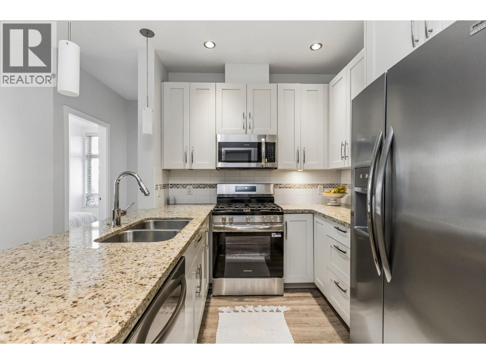 207 116 W 23rd Street, North Vancouver, British Columbia  V7M 2A9 - Photo 14 - R3109763