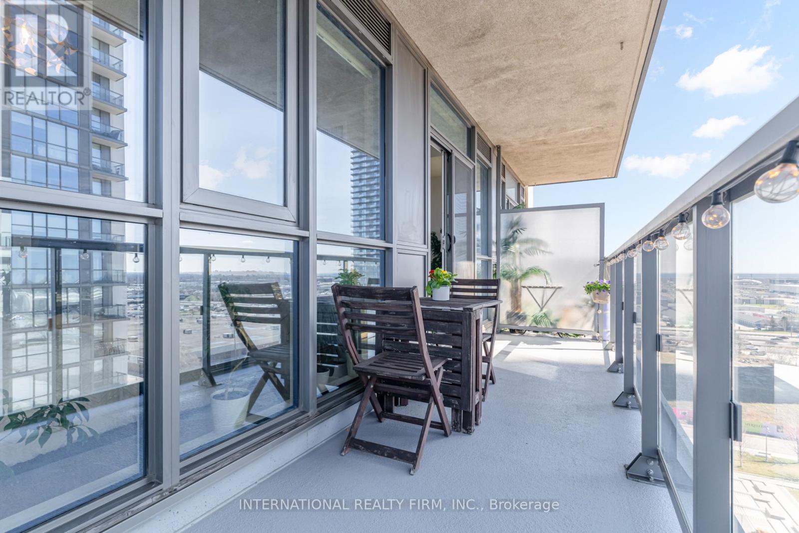 1111 - 17 Zorra Street, Toronto, Ontario  M8Z 0C8 - Photo 34 - W12980720