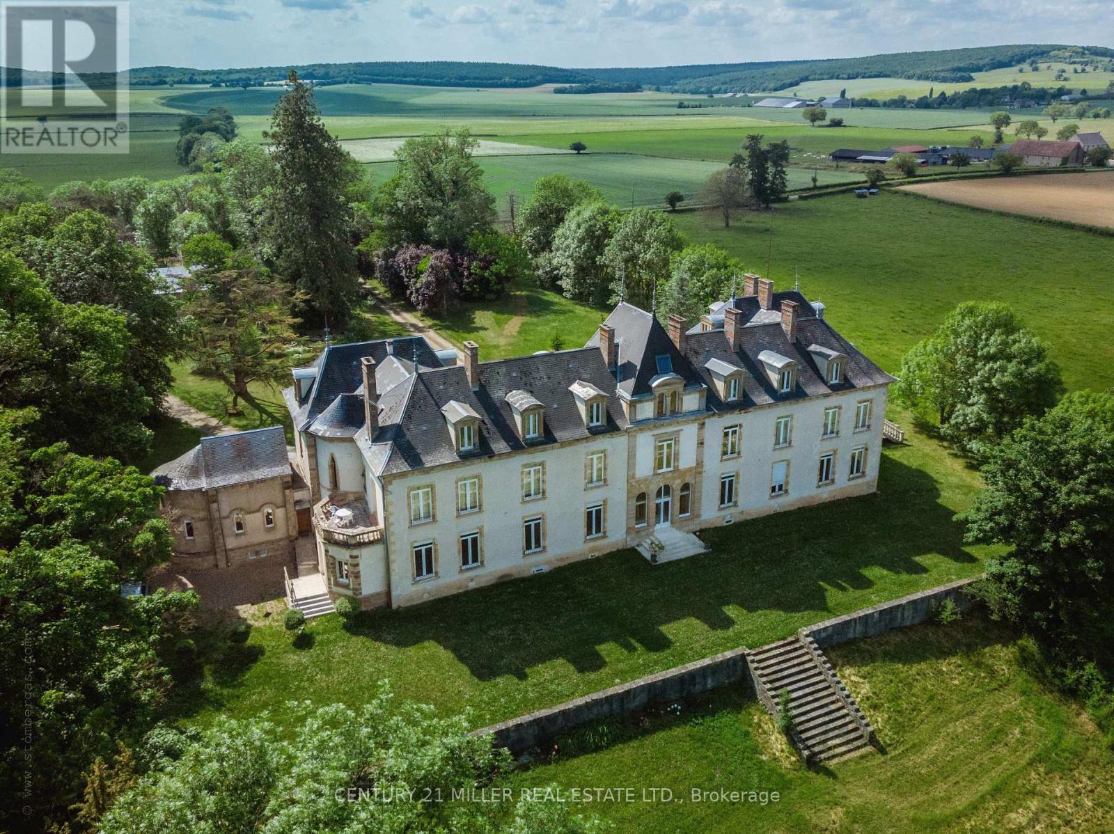 58720 Beaumont-Sardolles, France, Ontario   - Photo 43 - X12194548