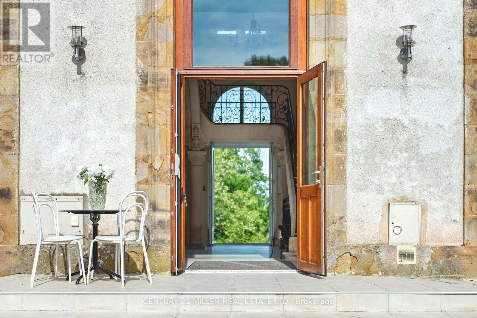 58720 Beaumont-Sardolles, France, Ontario   - Photo 4 - X12194548