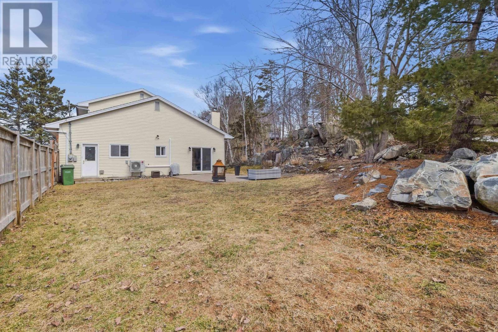 5 Parkvale Crescent, Bedford, Nova Scotia  B4A 3M3 - Photo 37 - 202607022