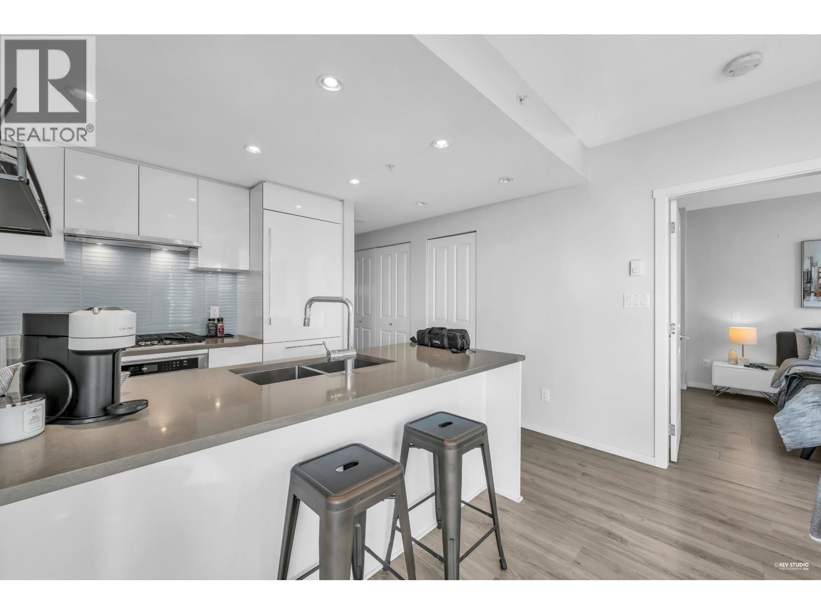 2201 6638 Dunblane Avenue, Burnaby, British Columbia  V5H 0G8 - Photo 15 - R3109752