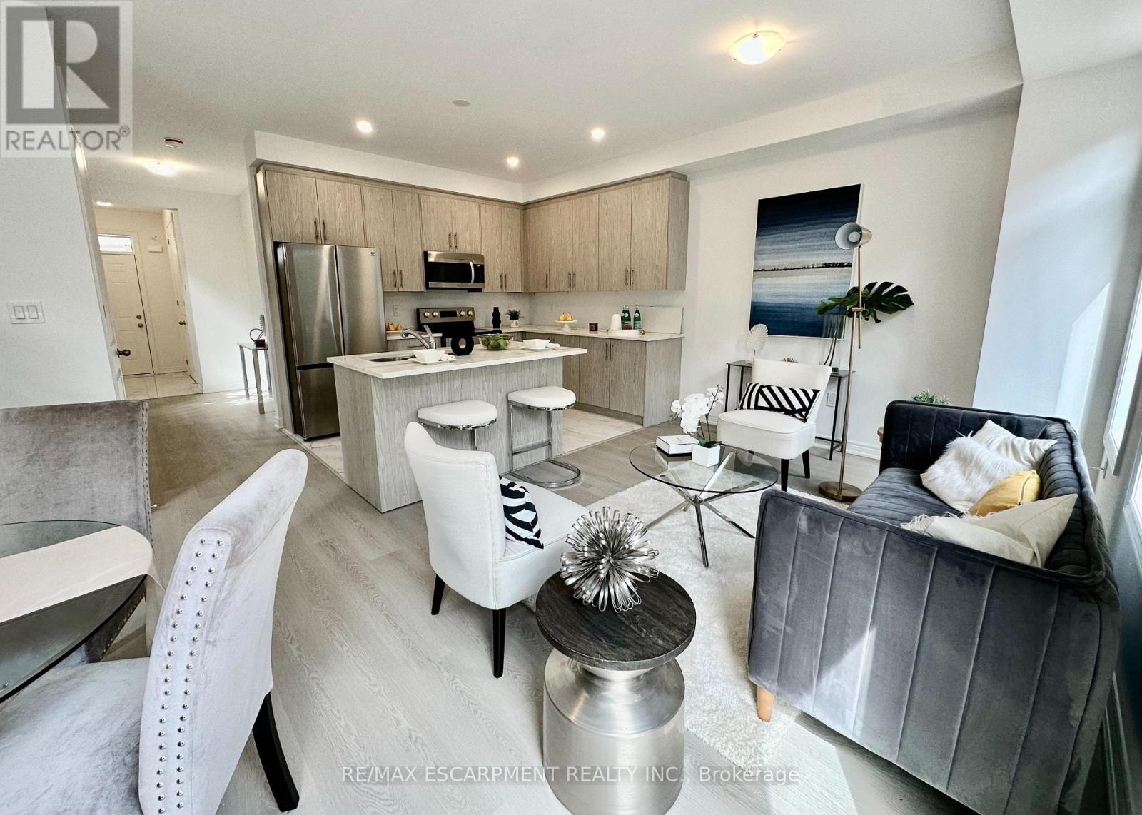 15 Davinci Boulevard, Hamilton, Ontario  L9B 1B7 - Photo 17 - X12937216